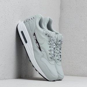 Nike Air Max 1 SE Leather